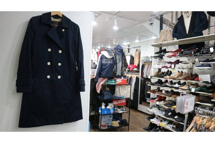 春モノご用意はお早めに Coach コーチからトレンチコートです 古着買取 トレファクスタイル千歳船橋店 18 01 16発行 春モノご用意はお早めに Coach コーチからトレンチコートです 古着買取 トレファクスタイル千歳船橋店 18 01 16発行