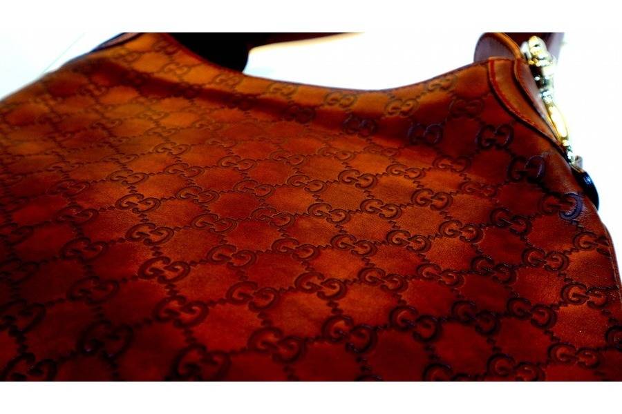 高級感、存在感漂う一品。GUCCIシマホースビットバッグ入荷