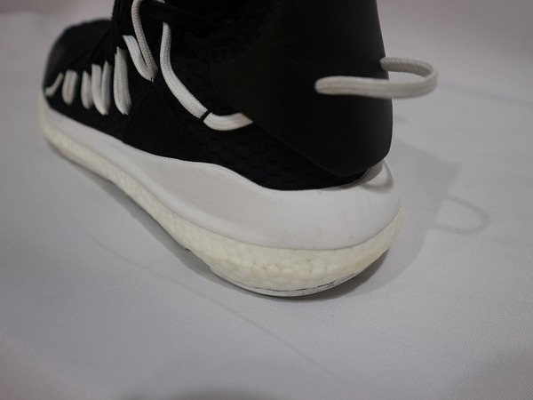 Y-3の定番モデルスニーカー。「kusari/クサリ」が入荷！｜ブランド品