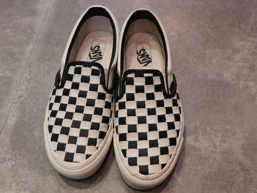 VANS】コラボアイテム・限定アイテムのスリッポン3足が新入荷