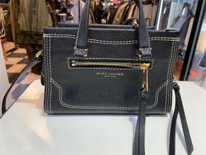 「インポートブランドのMARC JACOBS 」