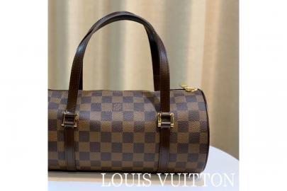 「ラグジュアリーブランドのLOUIS VUITTON 　 」