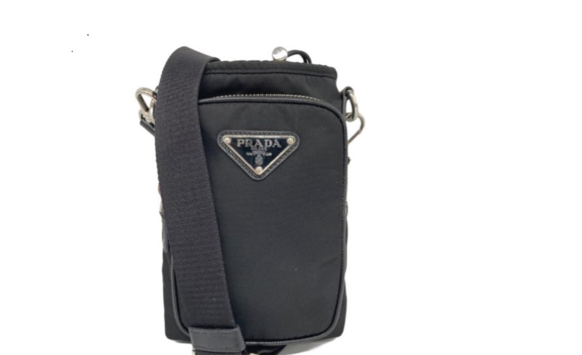 PRADA / プラダ】Re-Nylon スマートフォンケース | 日常にモードな気品
