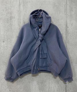 「ラグジュアリーブランドのBALENCIAGA 」