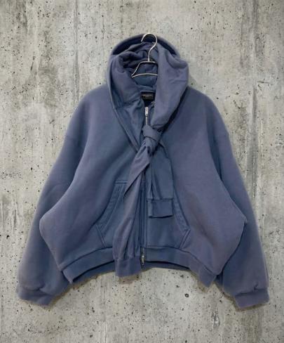 「ラグジュアリーブランドのBALENCIAGA 」