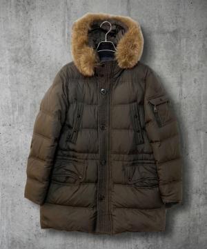 「インポートブランドのMONCLER 」