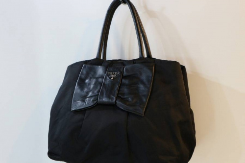 PRADAの千歳船橋