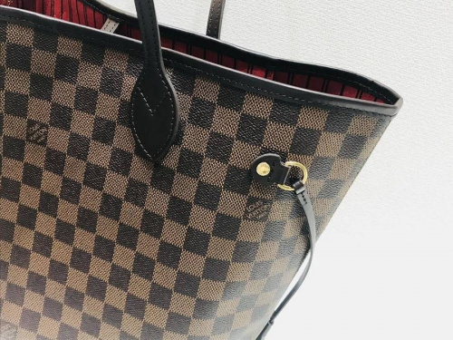 新着続々の古着買取