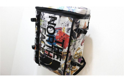 アウトドアブランドのTHE NORTH FACE