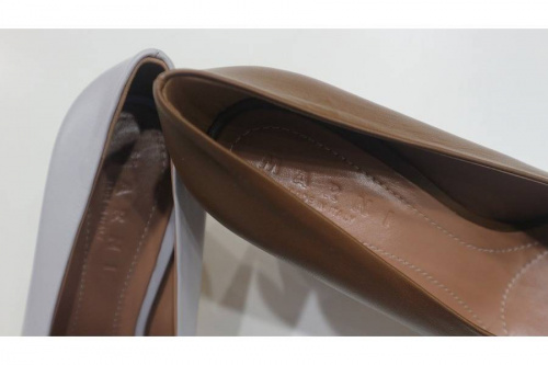 千歳船橋のMARNI