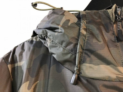 ダウンジャケットの別注