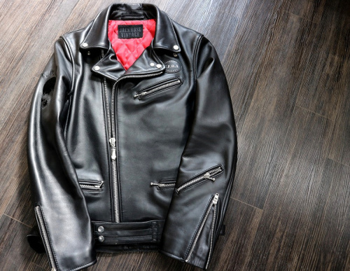 レザージャケット買取募集のメンズ・レディース問わず大募集