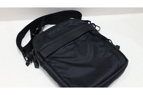 WANT LES ESSENTIELSのウォントレスエッセンシャル