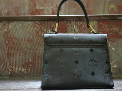 エムシーエム　フェンディ　ルイヴィトンのヴィンテージブランドバック