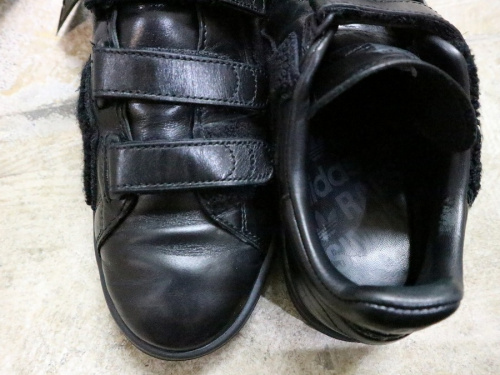 スニーカー買取強化中