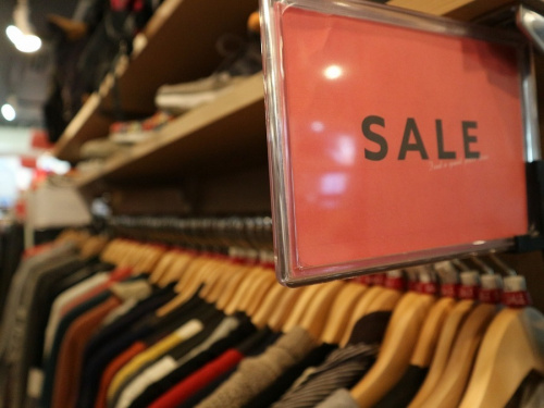 春物アイテムのSALE