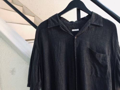 COMOLI/コモリから毎年リピート間違いなしのベタシャンシャツのご紹介 