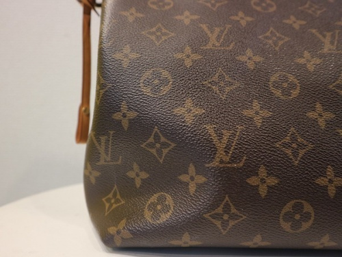 千歳船橋のブランドバッグ