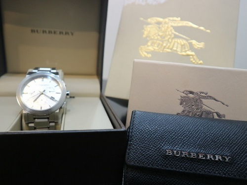 インポートブランドのBURBERRY