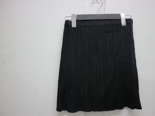 PLEATS PLEASEのプリーツプリーズ