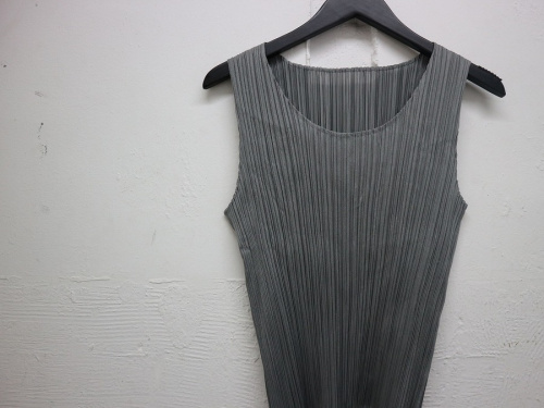 プリーツプリーズのレディースブランド買取募集中