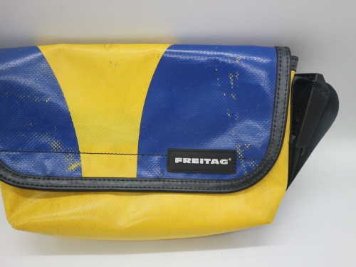 フライターグの千歳船橋