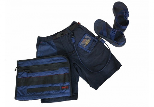 コラボ・別注アイテムのBRIEFING×BEAMS PLUS