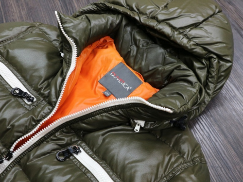 レディースアウターの買取強化