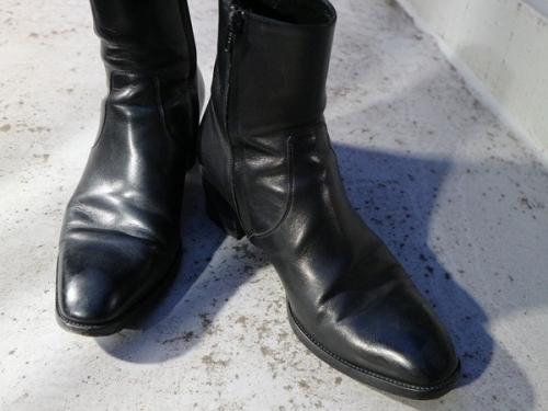 ラグジュアリーブランドのSaint Laurent Paris