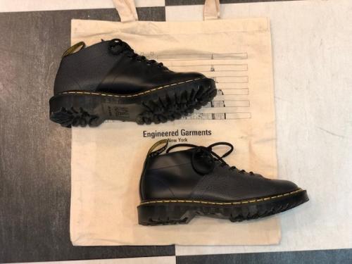 エンジニアド ガーメンツ x ドクターマーチンのChurch Lace Low Boot