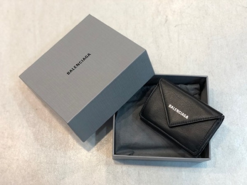 ラグジュアリーブランドのBALENCIAGA