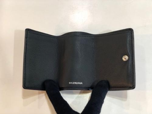 ミニウォレットのカーフレザー