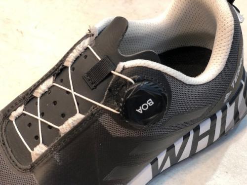 アディダスのWhite Mountaineering