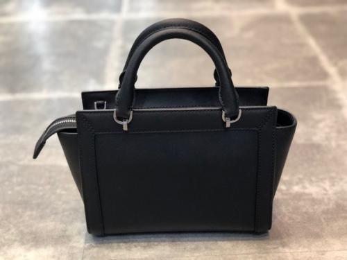 マイケルコースの2WAYバッグ