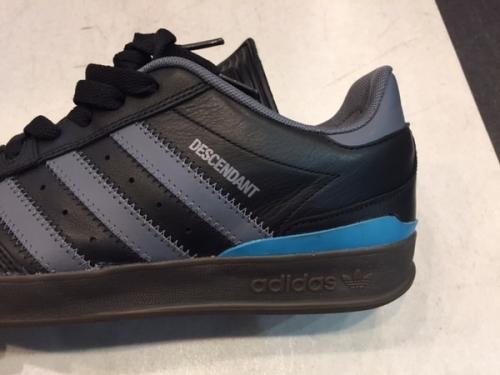 スニーカーの19AW