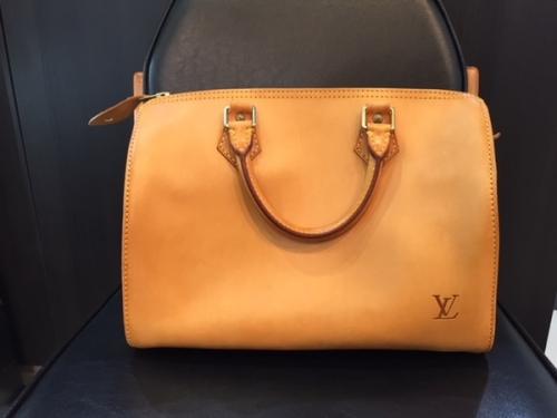 LOUIS VUITTON 　のルイ ヴィトン　