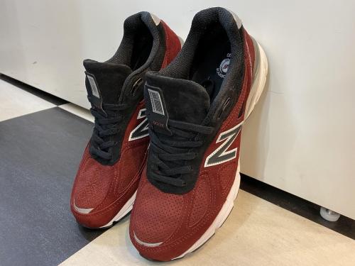 シューズのスニーカー