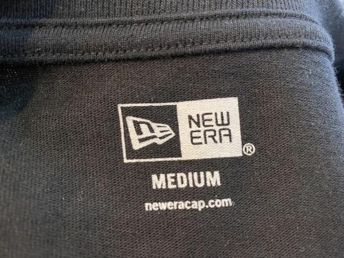 ヨージヤマモト×ニューエラの半袖コットンTシャツ