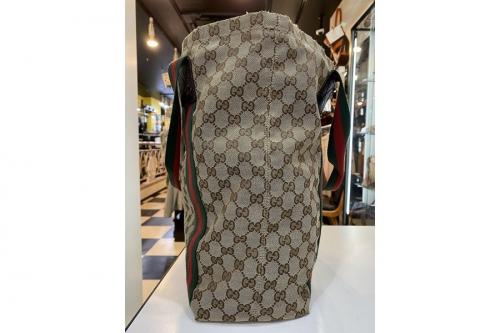 グッチのGGキャンバストートバッグ