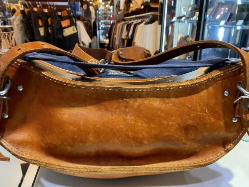 別注リュックサックのネイビー