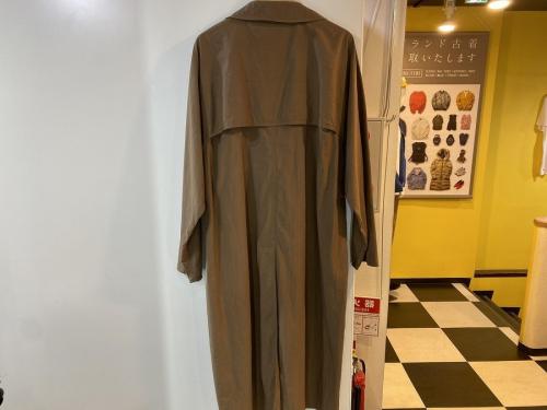 ヤエカ コンテンポのRAIN COAT