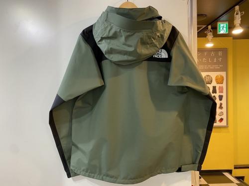 ザノースフェイスのマウンテンレインテックスジャケット