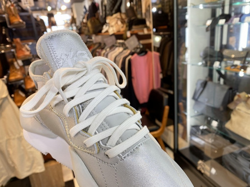 ドメスティックブランドのY-3