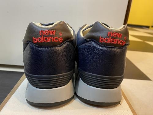 ニューバランスのローカットスニーカー