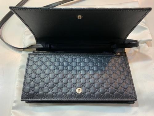 ショルダーバッグ