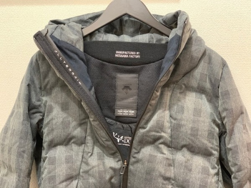 メンズのトップス