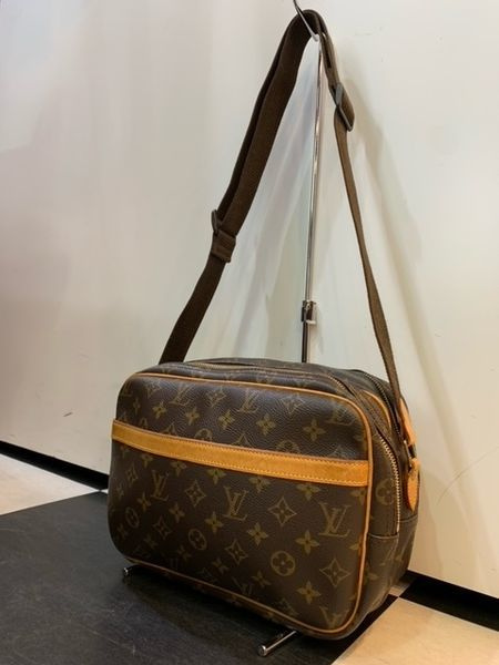 ラグジュアリーブランドのLOUIS VUITTON 　