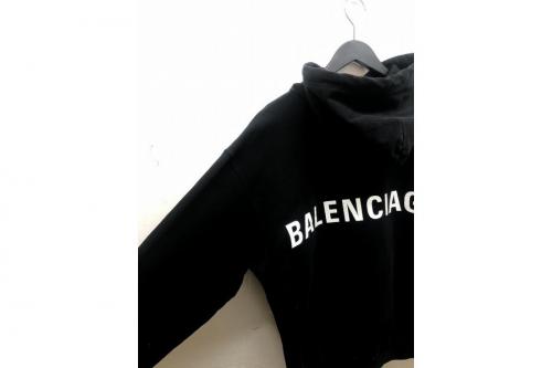 BALENCIAGAのバレンシアガ