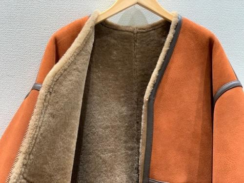 ムートンコートのファーコート