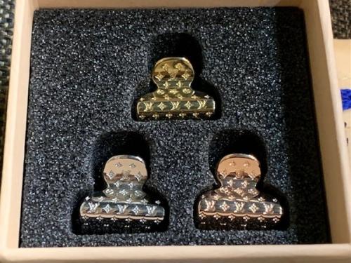 LOUIS VUITTON 　のルイ ヴィトン　